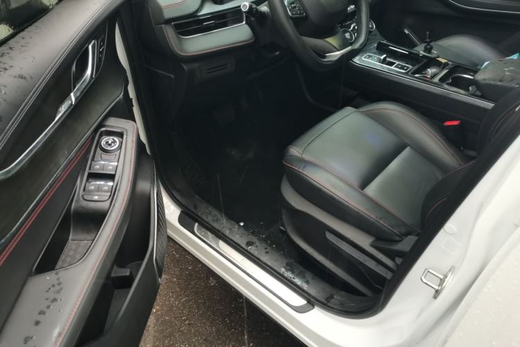 Used EXEED Zhuifeng 2024 1.5T CVT Goodies Peanut Edition Interior 3