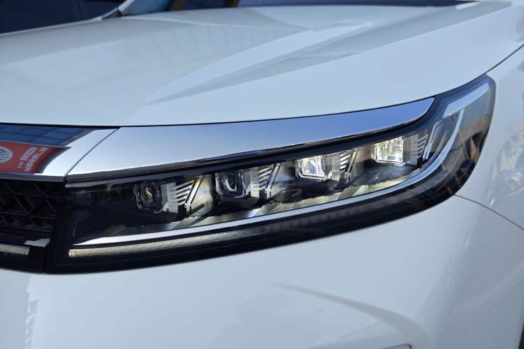 Used EXEED Zhuifeng 2024 1.5T CVT Goodies Peanut Edition Left Front Headlight