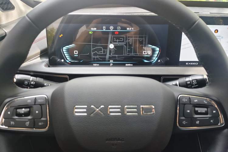 Used EXEED Zhuifeng 2024 1.5T CVT Goodies Peanut Edition Odometer Close Up