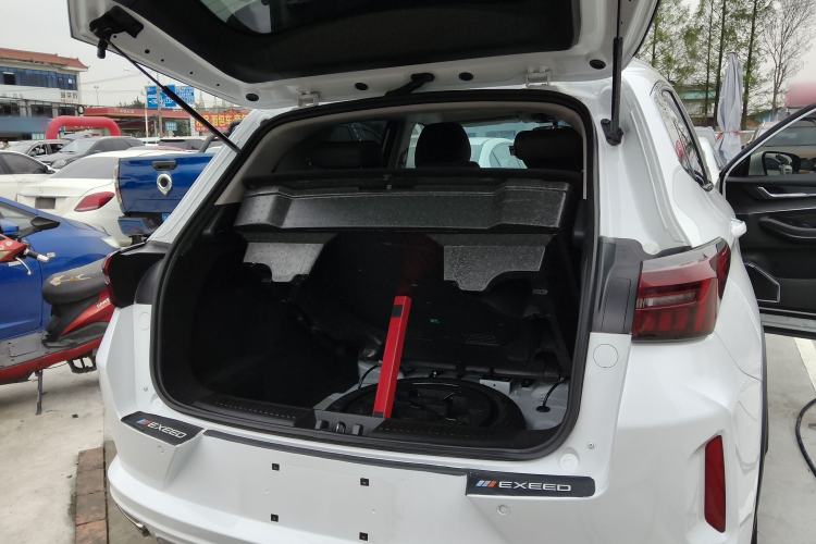 Used EXEED Zhuifeng 2024 1.5T CVT Goodies Peanut Edition Trunk