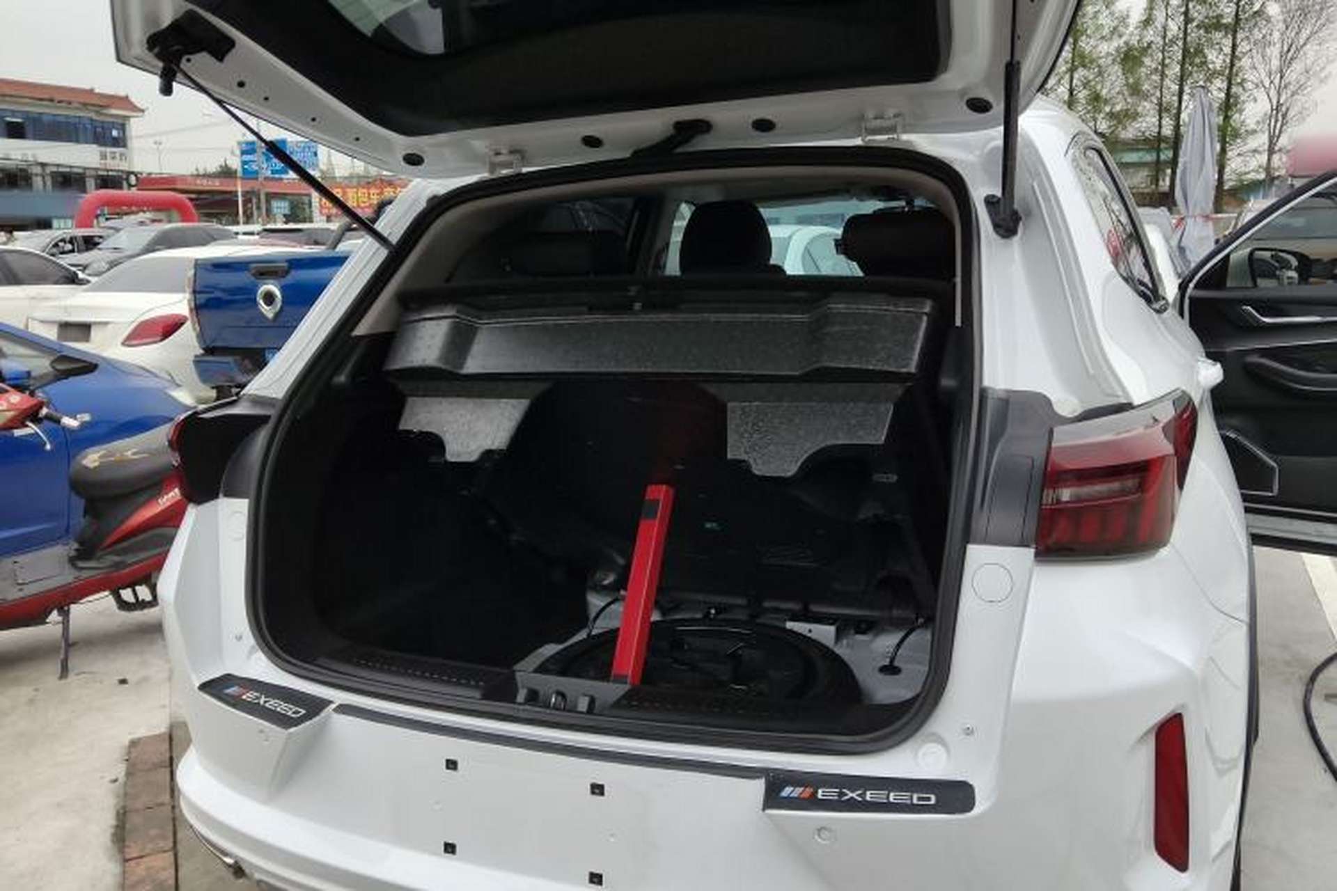 Used EXEED Zhuifeng 2024 1.5T CVT Goodies Peanut Edition Trunk