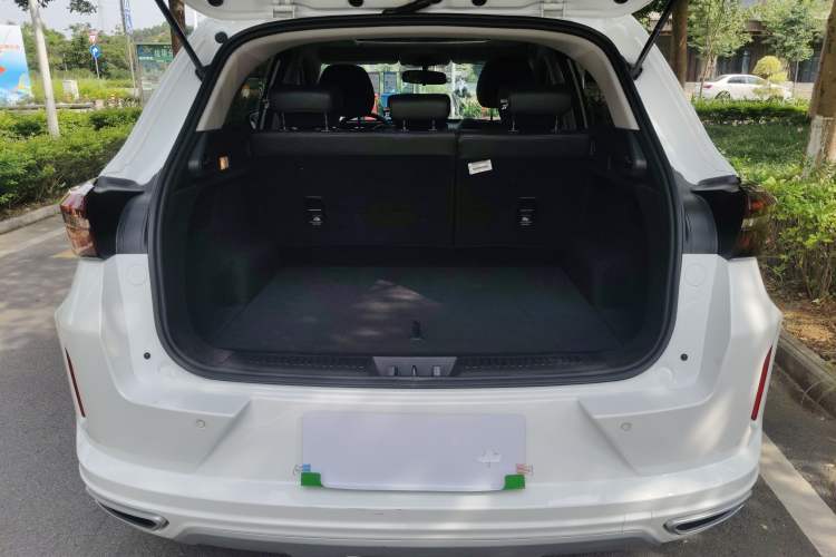Used EXEED Zhuifeng 2024 1.5T CVT Goodies Peanut Edition Trunk