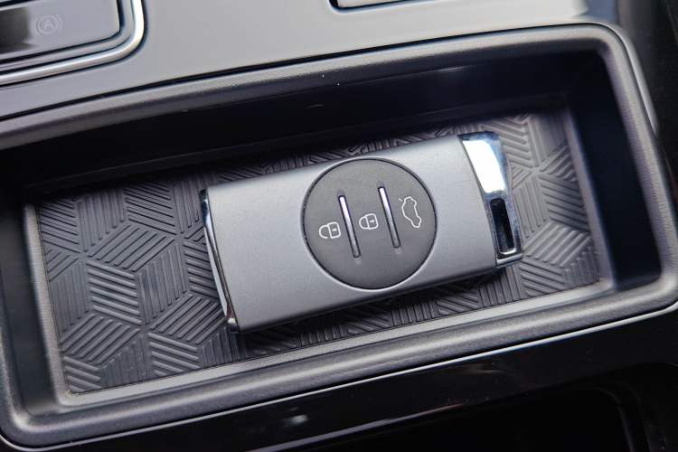 Used EXEED Zhuifeng 2024 1.5T CVT Goodies Peanut Edition Vehicle Key