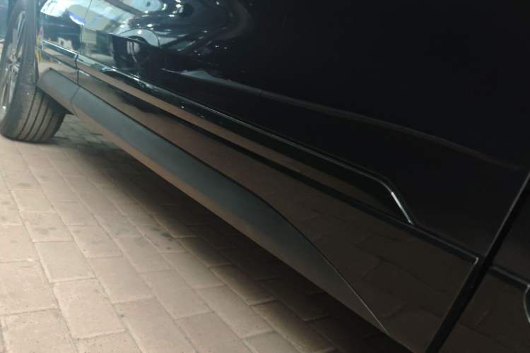 Used EXEED Zhuifeng 2025 1.5T CVT "Good Things Keep Coming" Edition Right Side Sill