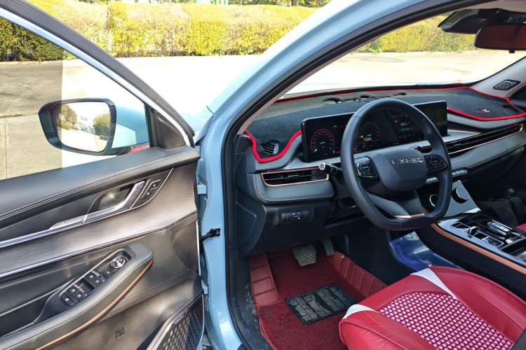 Used EXEED Zhuifeng C-DM 2022 1.5 TCI-DHT 105 km "Chengfeng Qi" Edition Driver Seat