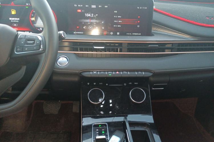 Used EXEED Zhuifeng C-DM 2022 1.5 TCI-DHT 105 km "Chengfeng Qi" Edition Audio And AC Panel