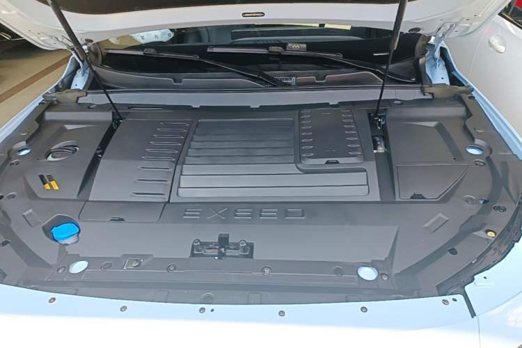 Used EXEED Zhuifeng C-DM 2022 1.5 TCI-DHT 105 km "Chengfeng Qi" Edition Engine Bay