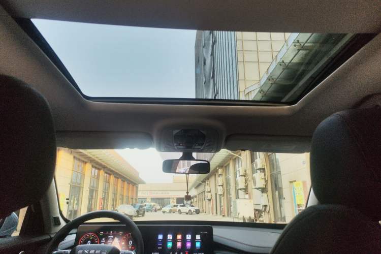 Used EXEED Zhuifeng C-DM 2022 1.5 TCI-DHT 105 km Yufeng Xing Edition Headliner