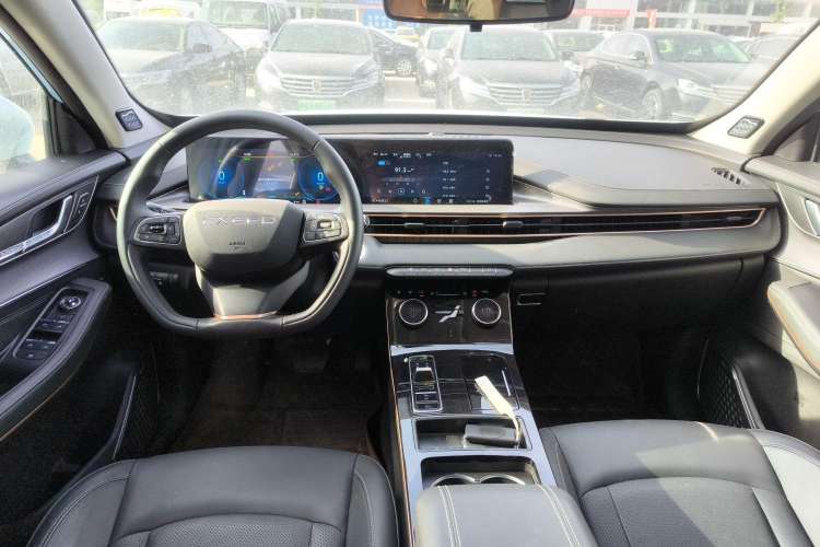 Used EXEED Zhuifeng C-DM 2022 1.5 TCI-DHT 105 km "Chengfeng Qi" Edition Interior 2
