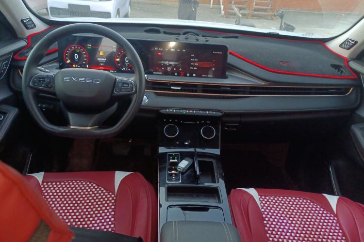 Used EXEED Zhuifeng C-DM 2022 1.5 TCI-DHT 105 km "Chengfeng Qi" Edition Interior 2