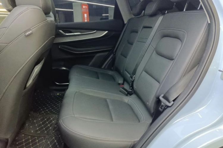 Used EXEED Zhuifeng C-DM 2022 1.5 TCI-DHT 105 km "Chengfeng Qi" Edition Interior 2