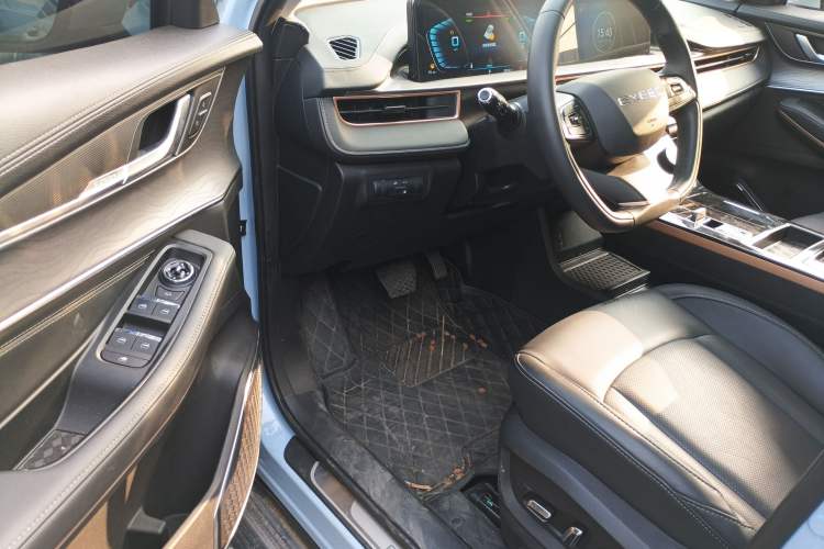 Used EXEED Zhuifeng C-DM 2022 1.5 TCI-DHT 105 km "Chengfeng Qi" Edition Interior 3