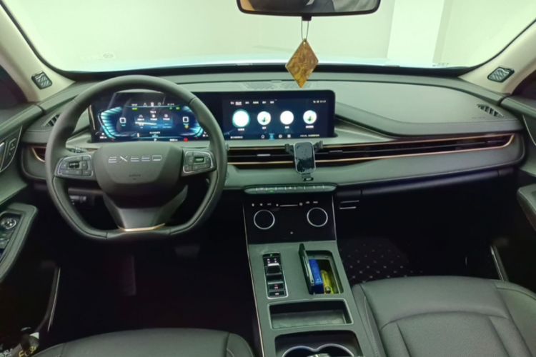 Used EXEED Zhuifeng C-DM 2022 1.5 TCI-DHT 105 km "Chengfeng Qi" Edition Interior 3