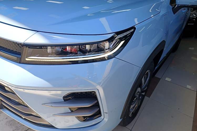 Used EXEED Zhuifeng C-DM 2022 1.5 TCI-DHT 105 km "Chengfeng Qi" Edition Left Front Headlight