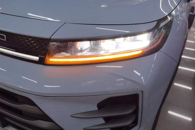 Used EXEED Zhuifeng C-DM 2022 1.5 TCI-DHT 105 km "Chengfeng Qi" Edition Left Front Headlight