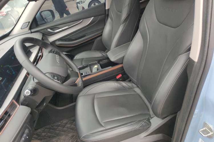 Used EXEED Zhuifeng C-DM 2022 1.5 TCI-DHT 105 km Yufeng Xing Edition Left Front Seat
