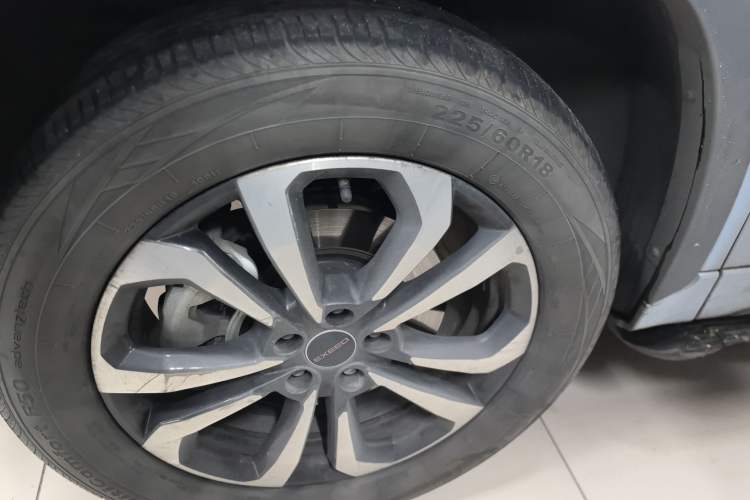 Used EXEED Zhuifeng C-DM 2022 1.5 TCI-DHT 105 km "Chengfeng Qi" Edition Left Front Wheel Hub