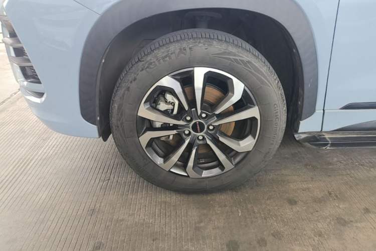 Used EXEED Zhuifeng C-DM 2022 1.5 TCI-DHT 105 km "Chengfeng Qi" Edition Left Front Wheel Hub