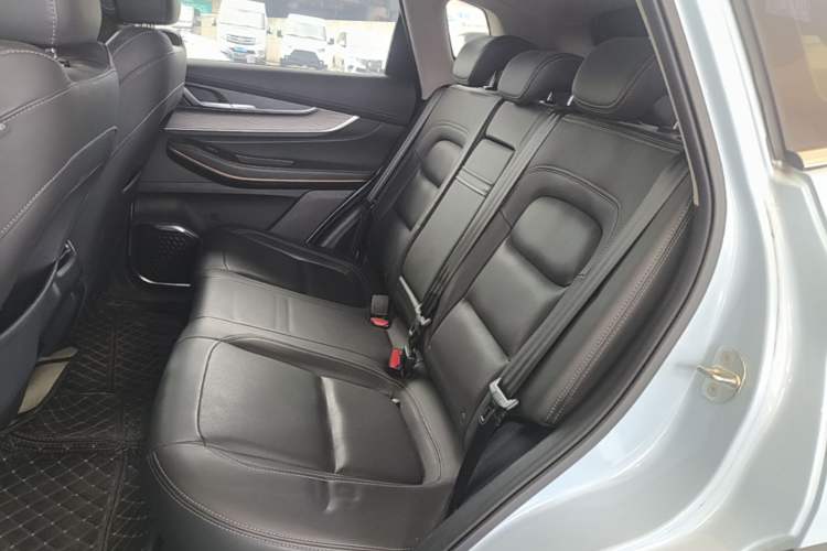 Used EXEED Zhuifeng C-DM 2022 1.5 TCI-DHT 105 km "Chengfeng Qi" Edition Left Rear Seat