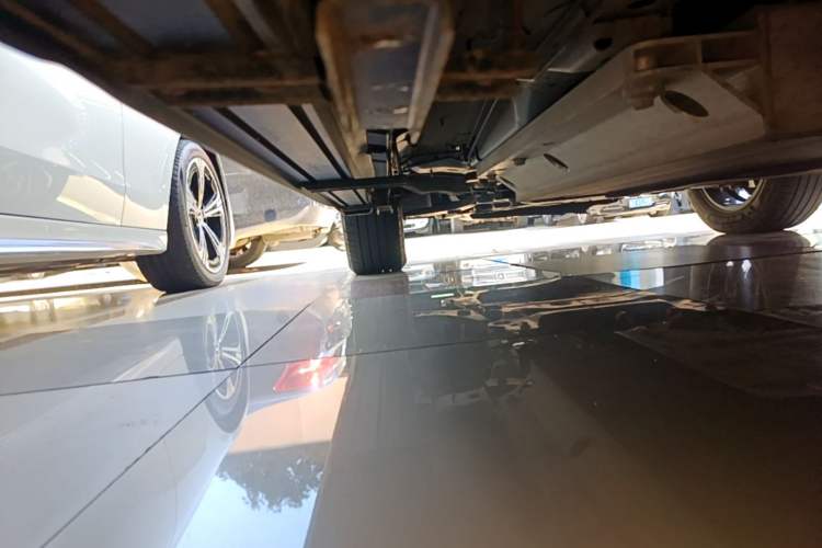 Used EXEED Zhuifeng C-DM 2022 1.5 TCI-DHT 105 km "Chengfeng Qi" Edition Left Side Sill