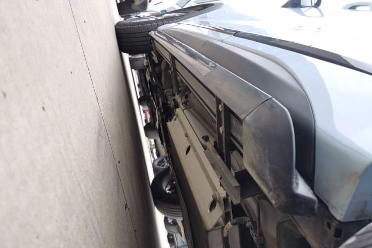 Used EXEED Zhuifeng C-DM 2022 1.5 TCI-DHT 105 km "Chengfeng Qi" Edition Left Side Sill