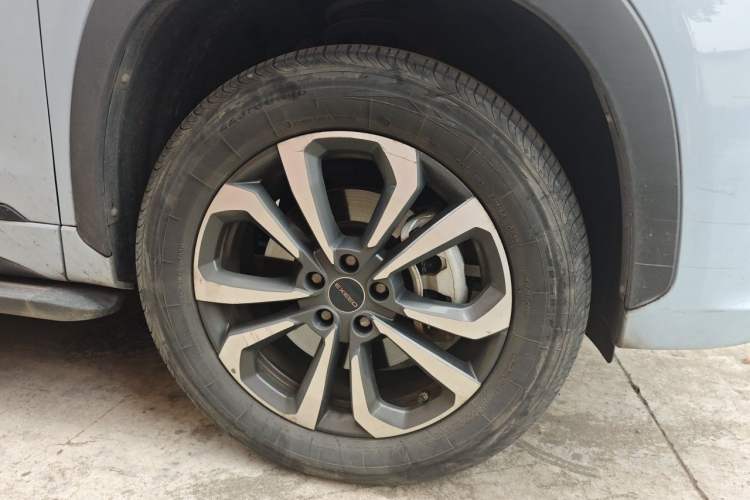 Used EXEED Zhuifeng C-DM 2022 1.5 TCI-DHT 105 km "Chengfeng Qi" Edition Right Front Wheel Hub