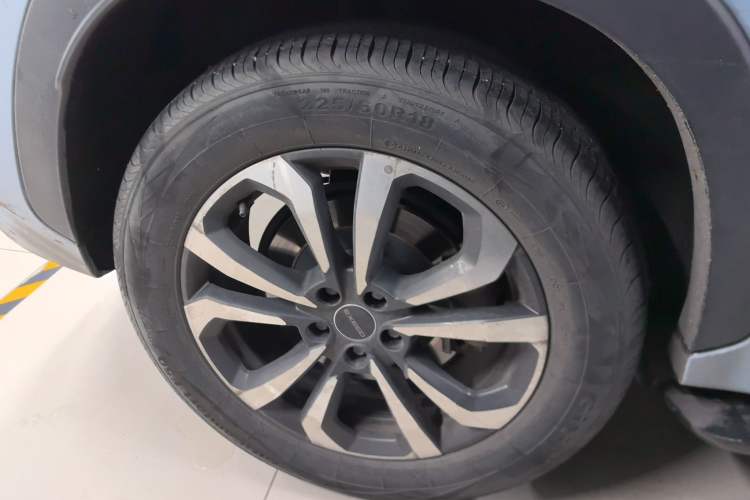 Used EXEED Zhuifeng C-DM 2022 1.5 TCI-DHT 105 km "Chengfeng Qi" Edition Right Rear Wheel Hub
