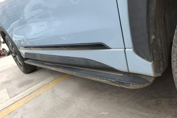 Used EXEED Zhuifeng C-DM 2022 1.5 TCI-DHT 105 km Yufeng Xing Edition Right Side Sill
