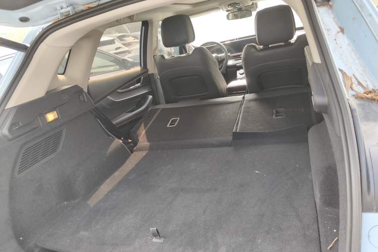 Used EXEED Zhuifeng C-DM 2022 1.5 TCI-DHT 105 km Yufeng Xing Edition Trunk