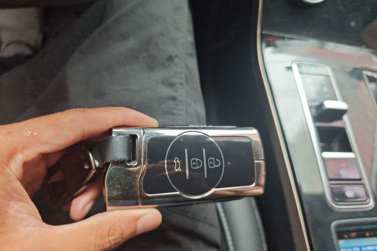 Used EXEED Zhuifeng C-DM 2022 1.5 TCI-DHT 105 km "Chengfeng Qi" Edition Vehicle Key