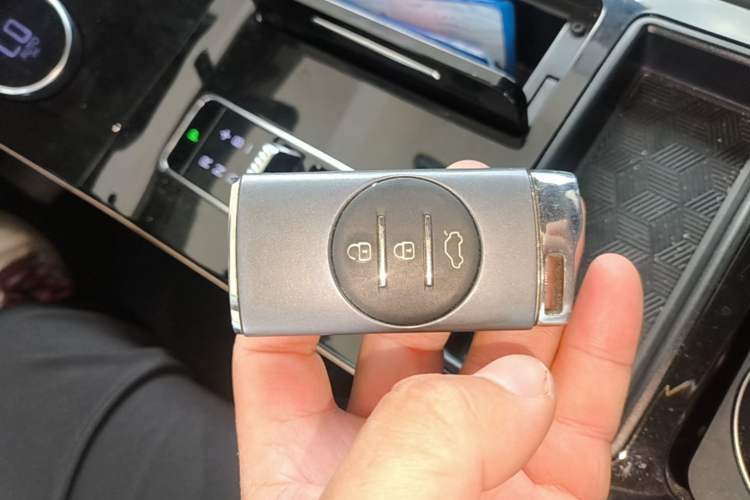Used EXEED Zhuifeng C-DM 2022 1.5 TCI-DHT 105 km "Chengfeng Qi" Edition Vehicle Key