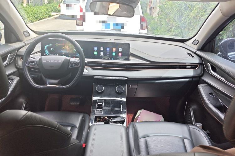 Used EXEED Zhuifeng C-DM 2022 1.5 TCI-DHT 105 km "Chengfeng Qi" Edition Center Console