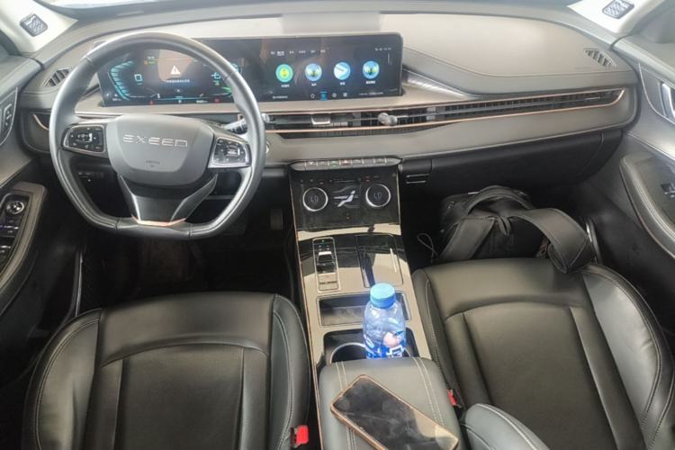 Used EXEED Zhuifeng C-DM 2022 1.5 TCI-DHT 105 km "Chengfeng Qi" Edition Center Console