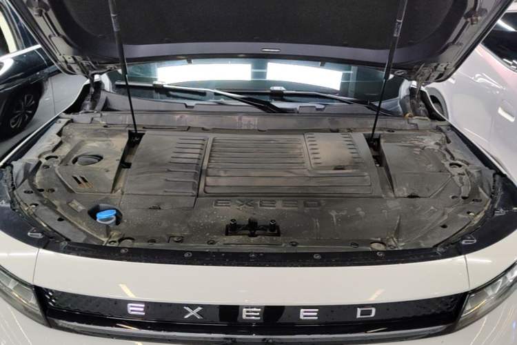Used EXEED Zhuifeng C-DM 2022 1.5 TCI-DHT 105 km Yufeng Xing Edition Engine Bay
