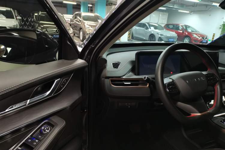 Used EXEED Zhuifeng C-DM 2022 1.5 TCI-DHT 105 km "Chengfeng Qi" Edition Interior 2