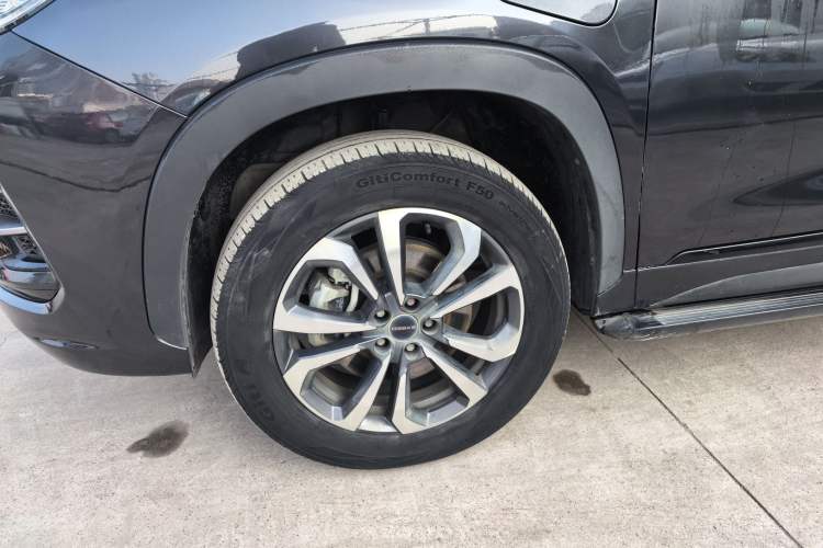 Used EXEED Zhuifeng C-DM 2022 1.5 TCI-DHT 105 km "Chengfeng Qi" Edition Left Front Wheel Hub