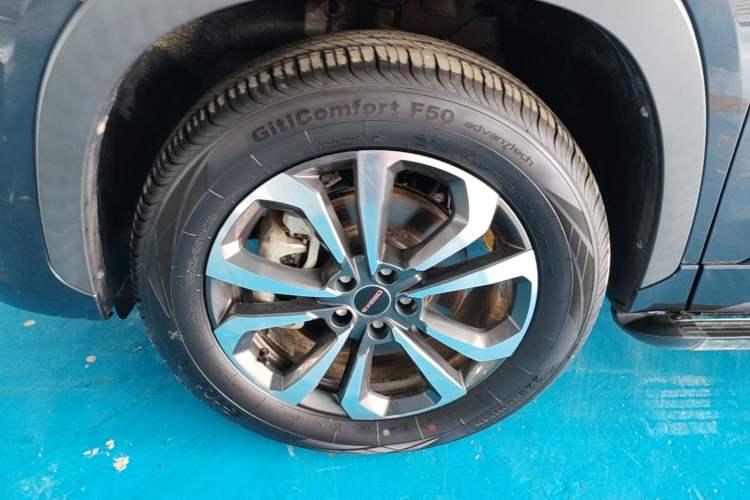 Used EXEED Zhuifeng C-DM 2022 1.5 TCI-DHT 105 km "Chengfeng Qi" Edition Left Front Wheel Hub