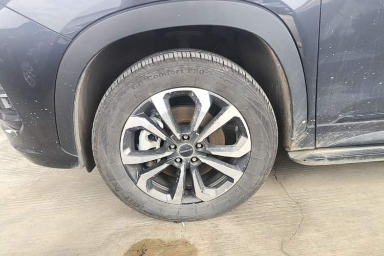 Used EXEED Zhuifeng C-DM 2022 1.5 TCI-DHT 105 km "Chengfeng Qi" Edition Left Front Wheel Hub