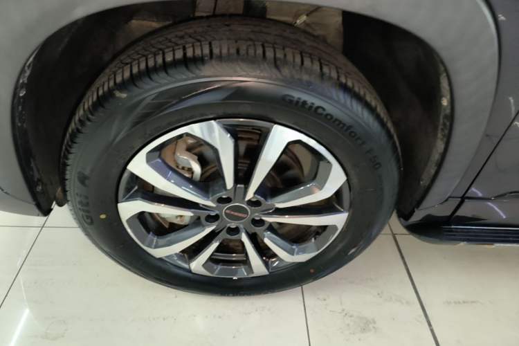 Used EXEED Zhuifeng C-DM 2022 1.5 TCI-DHT 105 km "Chengfeng Qi" Edition Left Front Wheel Hub
