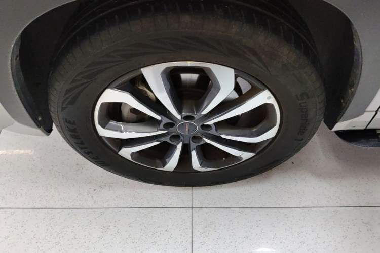 Used EXEED Zhuifeng C-DM 2022 1.5 TCI-DHT 105 km Yufeng Xing Edition Left Front Wheel Hub