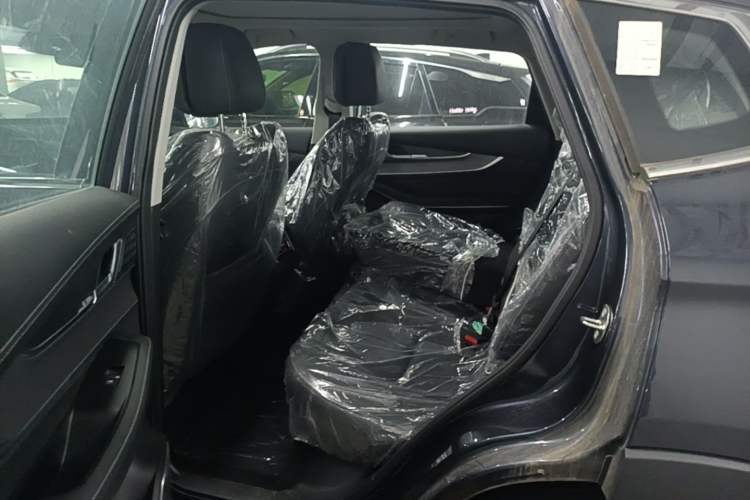Used EXEED Zhuifeng C-DM 2022 1.5 TCI-DHT 105 km "Chengfeng Qi" Edition Left Rear Seat
