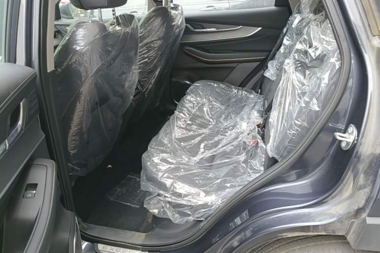 Used EXEED Zhuifeng C-DM 2022 1.5 TCI-DHT 105 km "Chengfeng Qi" Edition Left Rear Seat