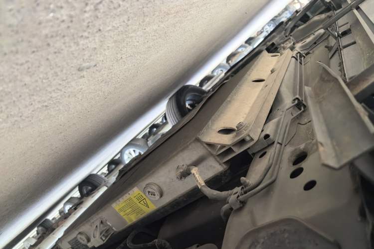 Used EXEED Zhuifeng C-DM 2022 1.5 TCI-DHT 105 km "Chengfeng Qi" Edition Left Side Sill