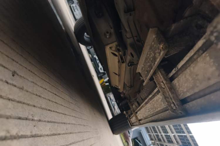 Used EXEED Zhuifeng C-DM 2022 1.5 TCI-DHT 105 km "Chengfeng Qi" Edition Left Side Sill