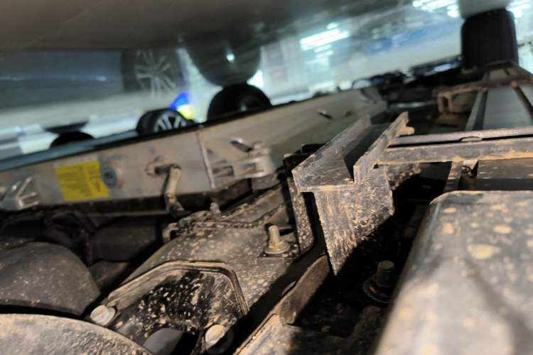 Used EXEED Zhuifeng C-DM 2022 1.5 TCI-DHT 105 km "Chengfeng Qi" Edition Left Side Sill