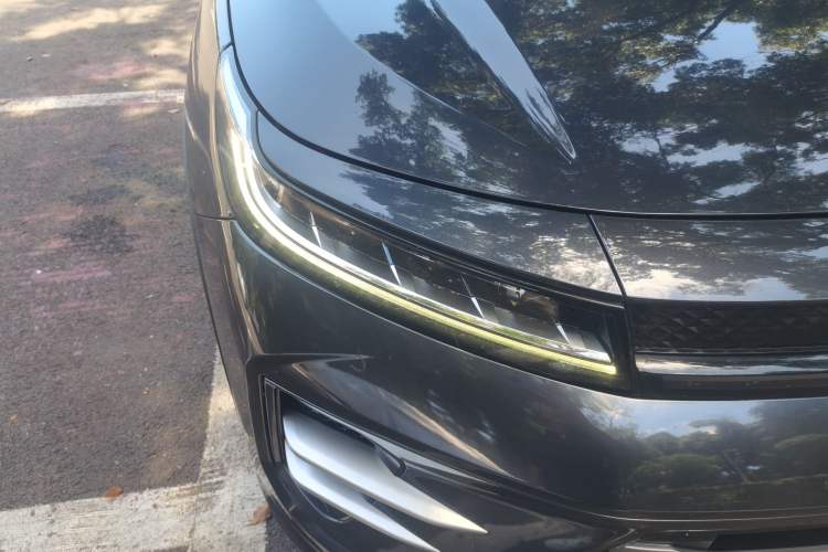 Used EXEED Zhuifeng C-DM 2022 1.5 TCI-DHT 105 km "Chengfeng Qi" Edition Right Front Headlight