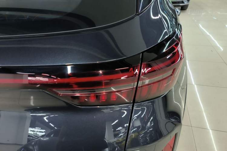 Used EXEED Zhuifeng C-DM 2022 1.5 TCI-DHT 105 km "Chengfeng Qi" Edition Right Rear Taillight
