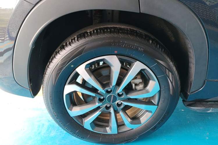 Used EXEED Zhuifeng C-DM 2022 1.5 TCI-DHT 105 km "Chengfeng Qi" Edition Right Rear Wheel Hub