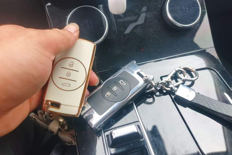 Used EXEED Zhuifeng C-DM 2022 1.5 TCI-DHT 105 km "Chengfeng Qi" Edition Vehicle Key