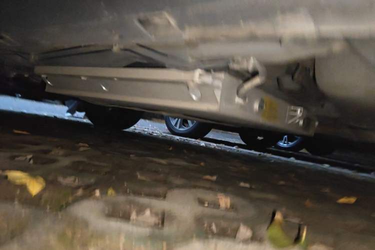 Used EXEED Zhuifeng C-DM 2022 1.5 TCI-DHT 105 km "Chengfeng Qi" Edition Chassis Rear Left